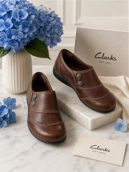 Clarks Shoes - Clarks Brown Leather Slip-On Loafers Women’s Size 10 Comfort Casual Shoes